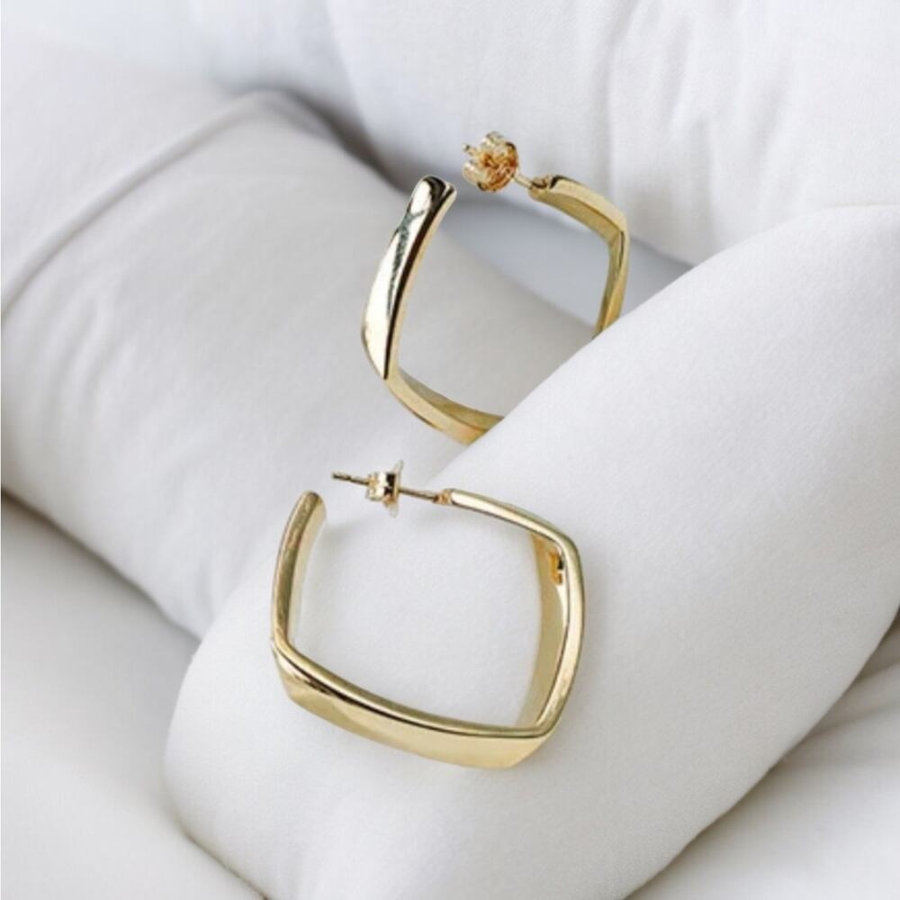 NEW 18K yellow gold plated square classic hoop earrings jewelry B22A - Picture 6 of 8